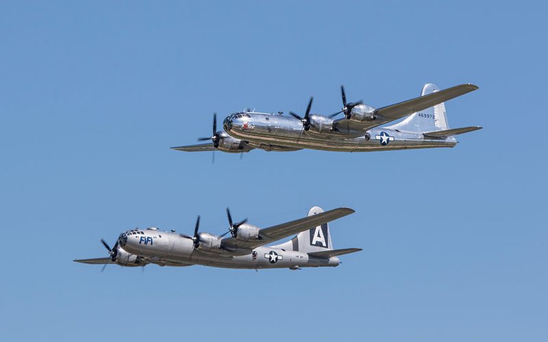 Última aparição dos dois B-29 em Oshkosh ocorreu em 2017 - EAA