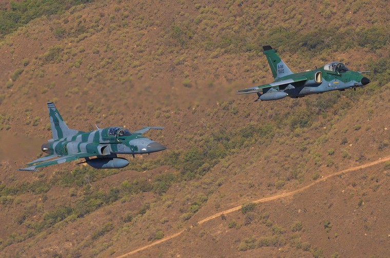 F-5M e Ai-1M